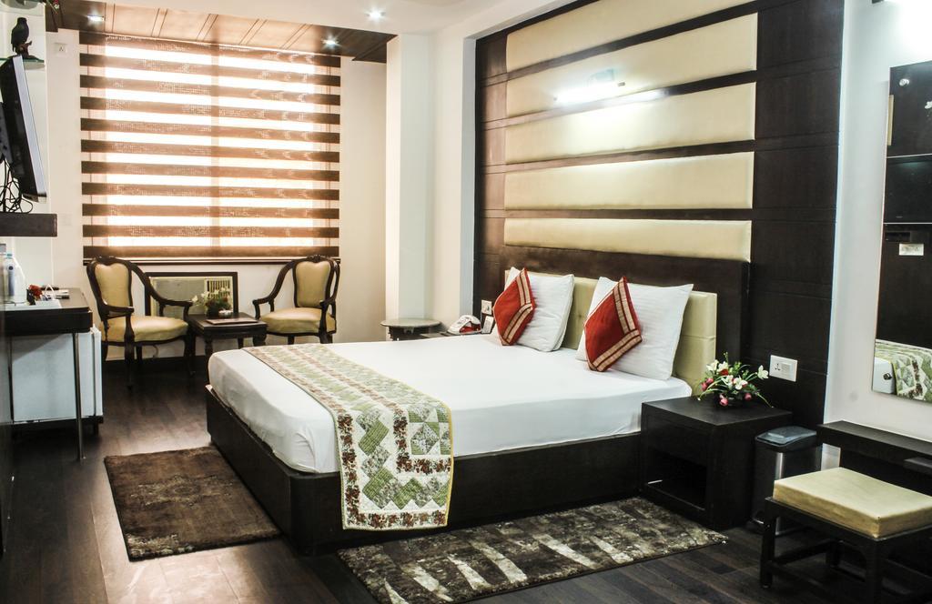 Hotel Arpit Palace Делі Екстер'єр фото